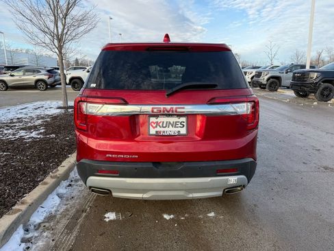 Used 2023 GMC Acadia SLE FWD image 8