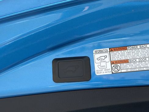 Used 2018 Toyota RAV4 SE w/ Advanced Technology Package FWD image 21