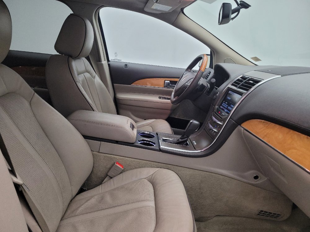 Used 2014 Lincoln MKX AWD w/ Equipment Group 102A image 21