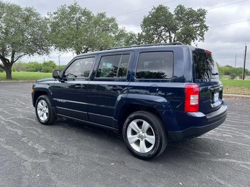 Used 2017 Jeep Patriot Latitude FWD image 5