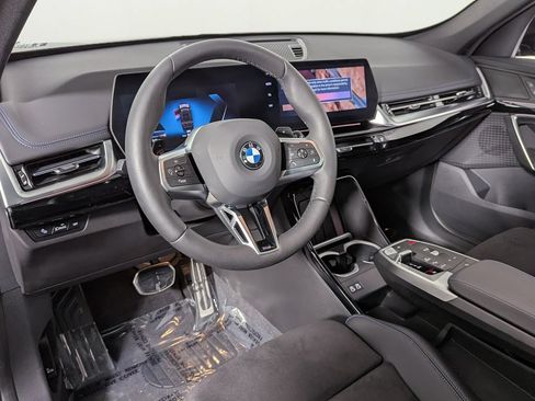 Used 2025 BMW X1 xDrive28i w/ M Sport Package AWD/4WD image 15
