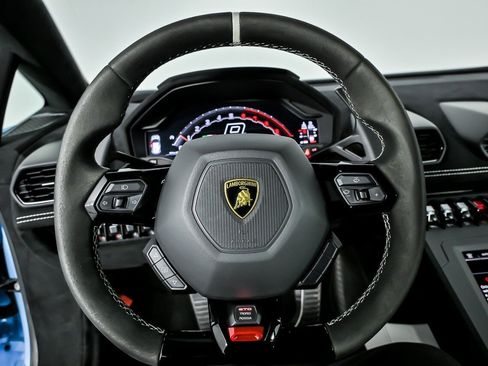 Used 2022 Lamborghini Huracan STO RWD image 27