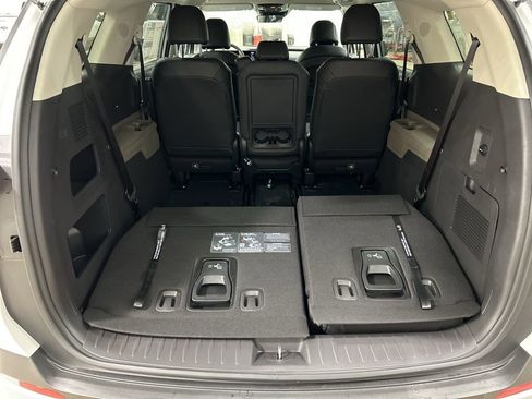New 2026 Kia Carnival LXS image 27