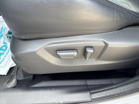 Used 2024 Mitsubishi Eclipse Cross SE AWD/4WD image 18