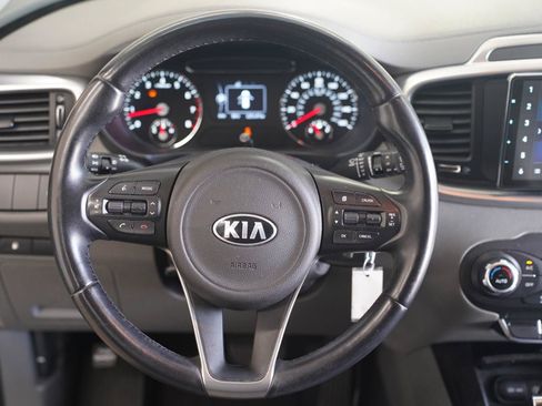 Used 2016 Kia Sorento EX AWD/4WD image 12