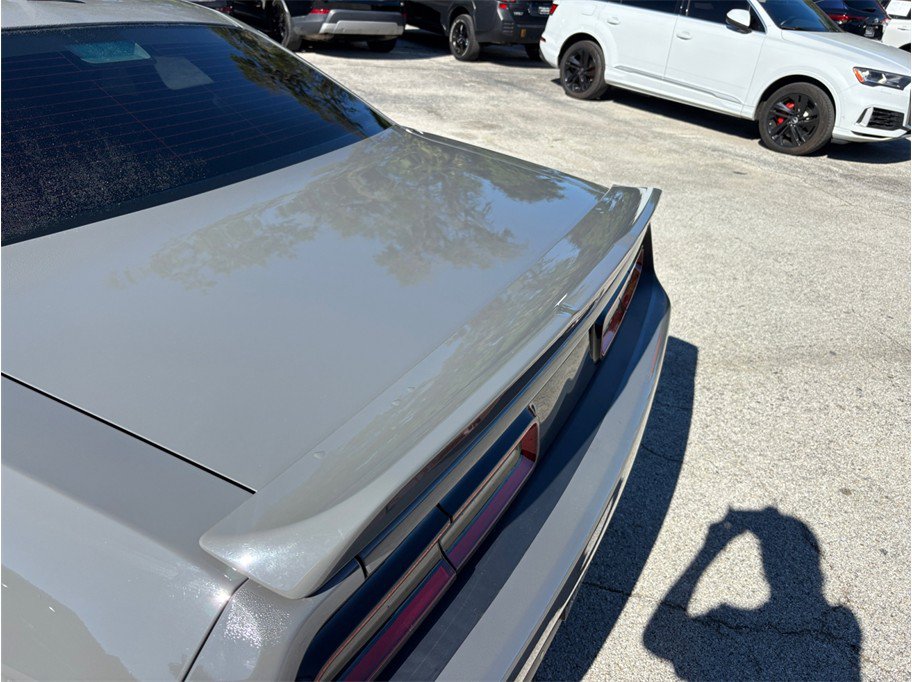 Used 2018 Dodge Challenger SRT w/ Technology Group RWD image 17