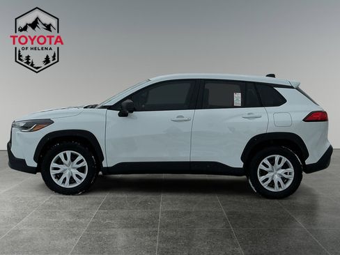 Certified 2024 Toyota Corolla Cross L image 2