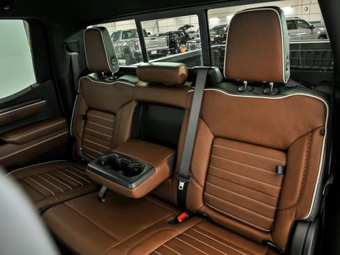 New 2026 GMC Sierra 1500 Denali Ultimate AWD/4WD image 11