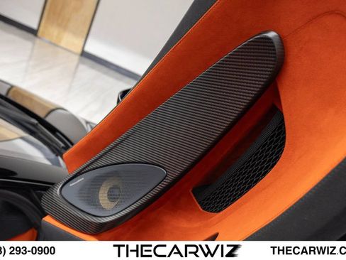 Used 2020 McLaren 600LT Spider RWD image 72