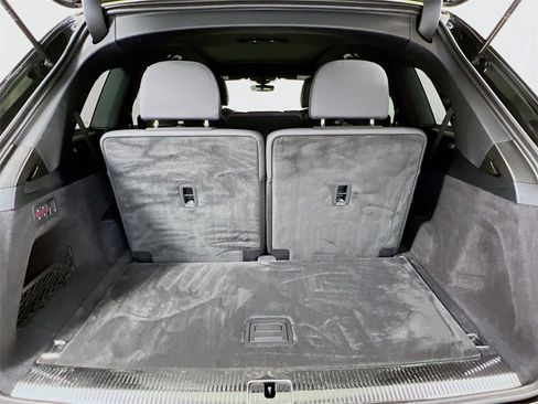 Used 2025 Audi Q7 3.0T Premium Plus image 27