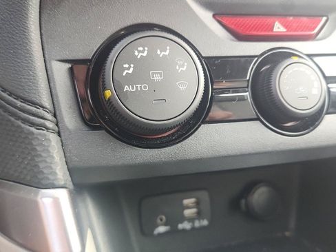 Used 2023 Subaru Forester AWD/4WD image 20