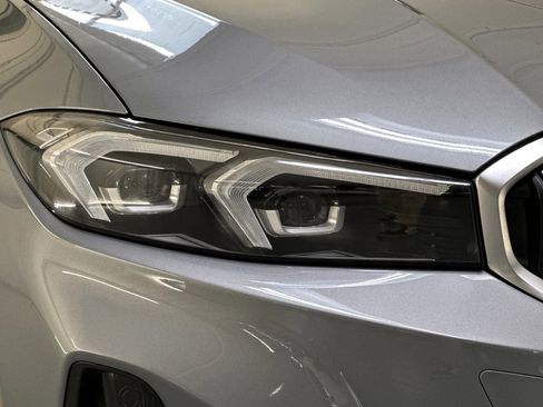 Used 2023 BMW 330i Sedan w/ Driving Assistance Package image 10