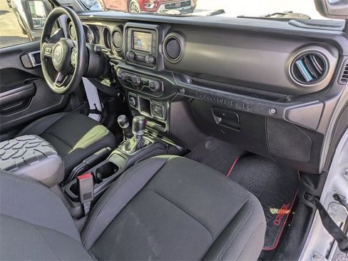 Used 2018 Jeep Wrangler Unlimited Sport image 33