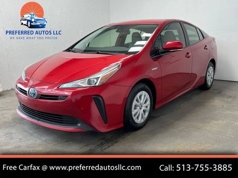 Used 2019 Toyota Prius LE FWD image 1