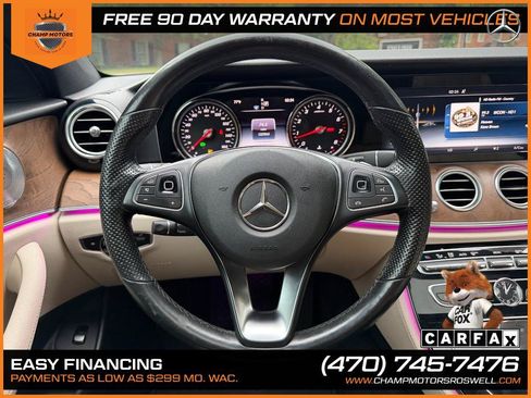 Used 2017 Mercedes-Benz E 300 4MATIC image 21