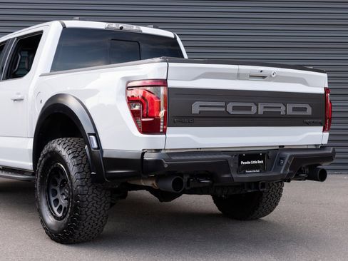 Used 2025 Ford F150 Raptor image 9