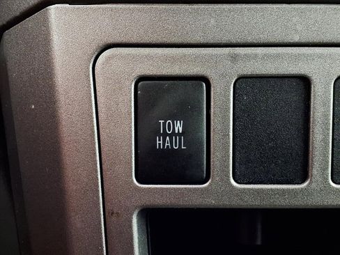 Used 2010 Toyota Tundra 2WD Double Cab image 8