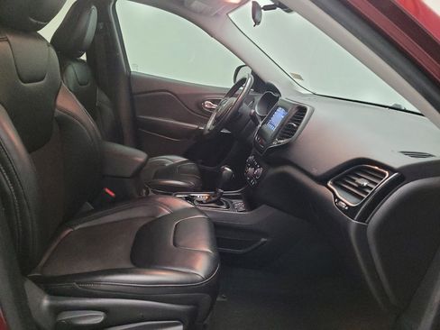 Used 2020 Jeep Cherokee Latitude Plus FWD image 21
