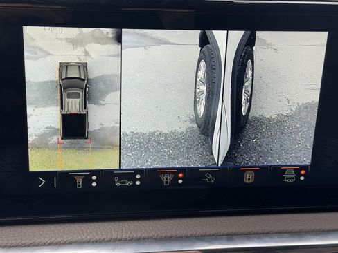 Used 2024 GMC Sierra 1500 Denali w/ Technology Package image 32