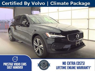 Used 2025 Volvo V60 B5 Cross Country Plus