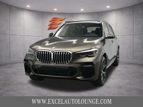 Used 2022 BMW X5 xDrive40i w/ M Sport Package AWD/4WD image 12
