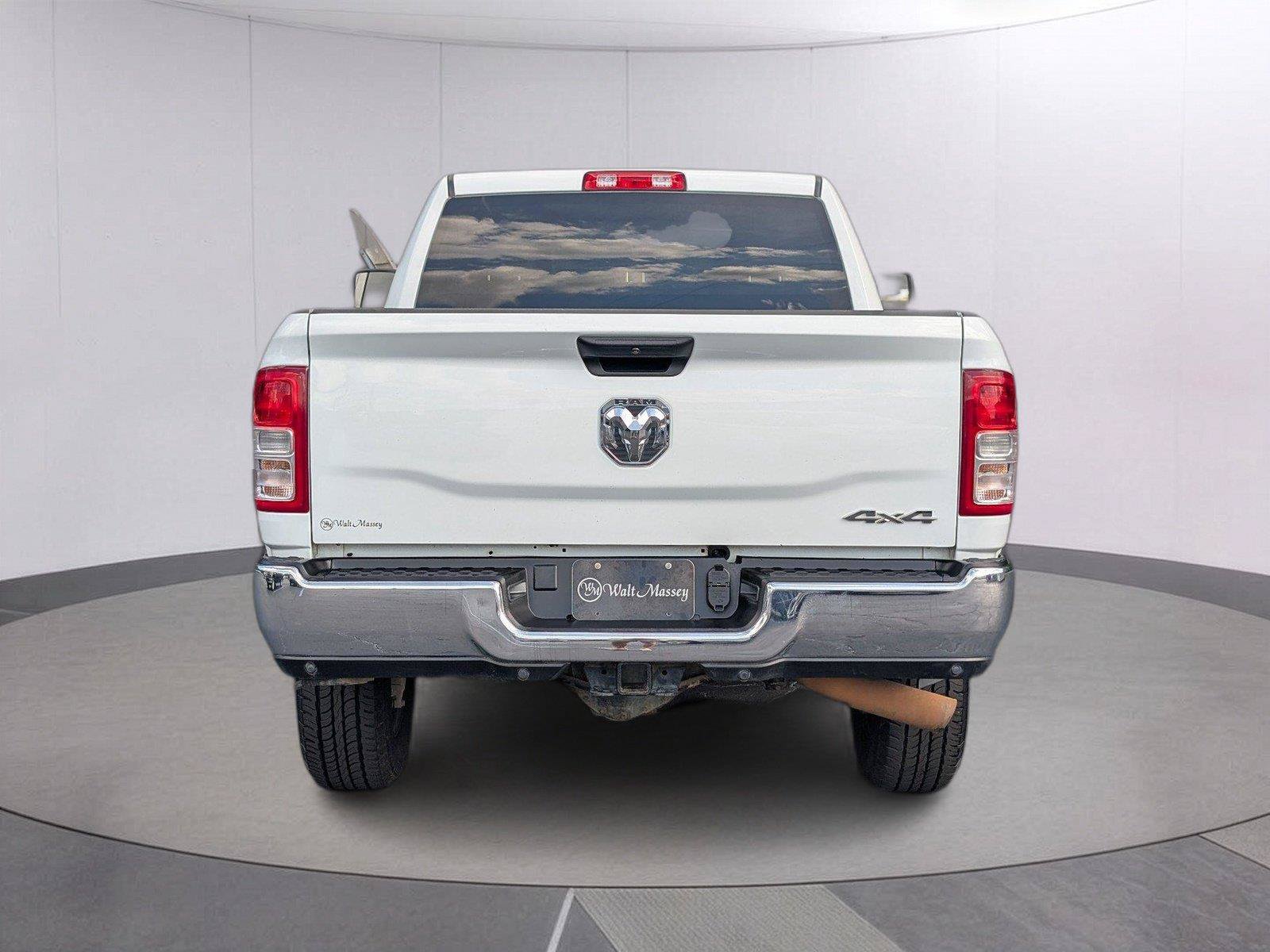 Used 2024 RAM 2500 Tradesman w/ Chrome Appearance Group AWD/4WD image 4