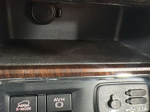 Used 2020 Subaru Ascent Touring w/ Popular Package #3 image 30