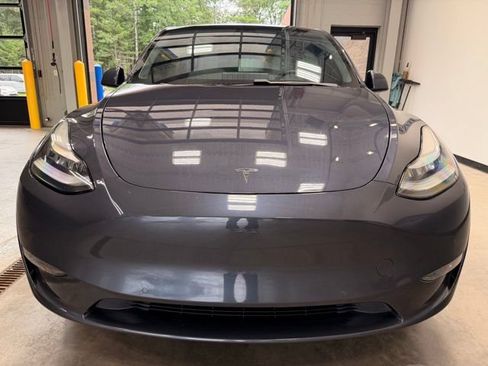 Used 2020 Tesla Model Y Long Range AWD/4WD image 3