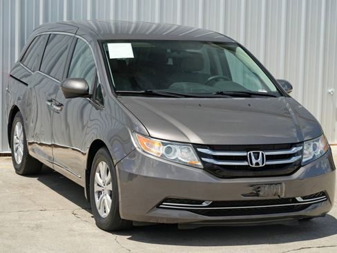 Used 2016 Honda Odyssey SE image 47