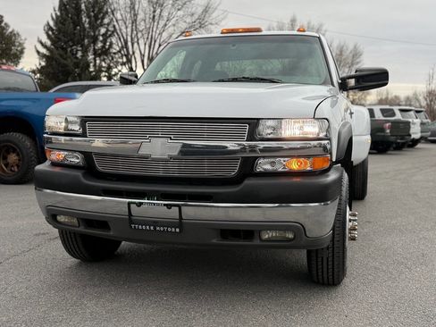 Used 2002 Chevrolet Silverado 3500 LS w/ Electrical Convenience Pkg image 19