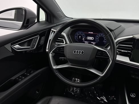 Used 2023 Audi Q4 e-tron Premium Plus RWD image 31