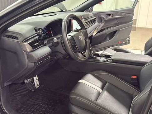 Certified 2025 Toyota Camry SE image 12