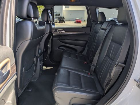 Used 2014 Jeep Grand Cherokee Limited w/ Trailer Tow Group IV AWD/4WD image 29