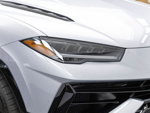 Used 2024 Lamborghini Urus S AWD/4WD image 58