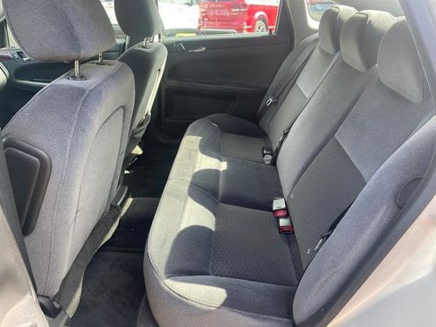 Used 2009 Chevrolet Impala LS FWD image 11