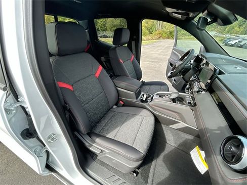 New 2025 Chevrolet Colorado Z71 w/ Technology Package image 27