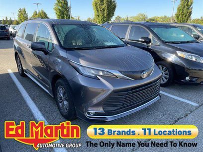 Certified 2021 Toyota Sienna XLE