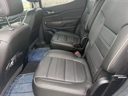 Used 2020 GMC Acadia Denali image 9