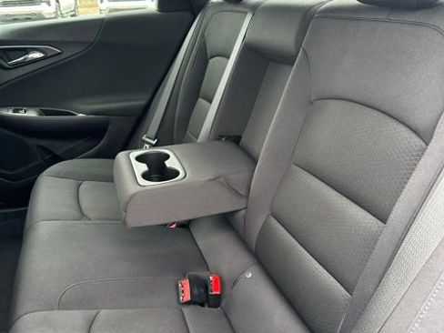 Used 2023 Chevrolet Malibu LT image 30
