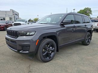 New 2025 Jeep Grand Cherokee L Altitude video 2