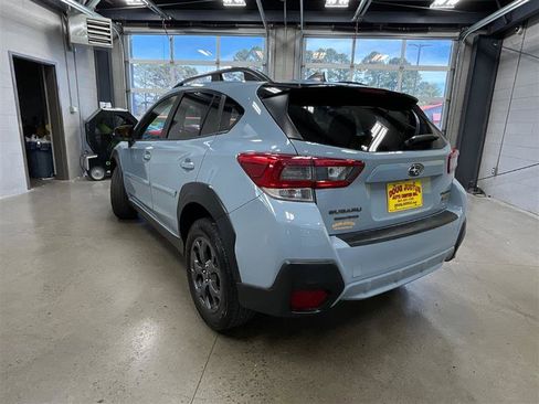 Used 2022 Subaru Crosstrek 2.5i Sport w/ Moonroof Package image 3
