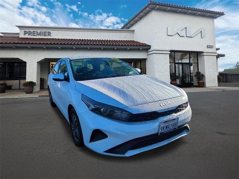 Certified 2024 Kia Forte LXS w/ LXS Technology Package image 2