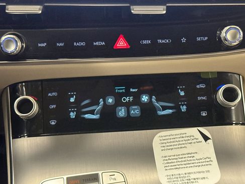New 2026 Genesis GV70 2.5T Advanced AWD/4WD image 21