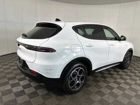 Used 2024 Alfa Romeo Tonale Ti w/ Active Assist Package AWD/4WD image 2