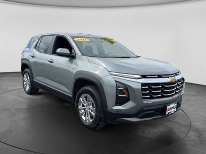 Used 2025 Chevrolet Equinox LT