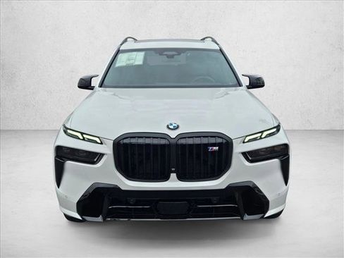 New 2026 BMW X7 M60i image 6