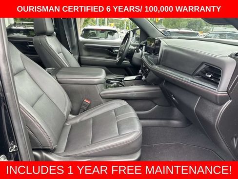 Used 2025 Chevrolet Suburban RST w/ Comfort Package AWD/4WD image 10