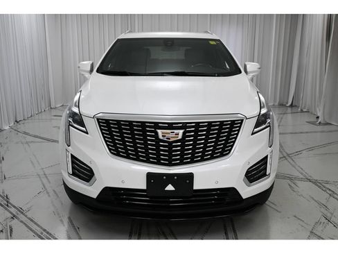 Used 2023 Cadillac XT5 Luxury AWD/4WD image 3