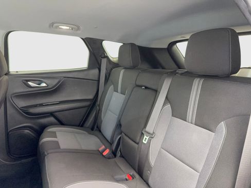 Used 2025 Chevrolet Blazer LT image 37
