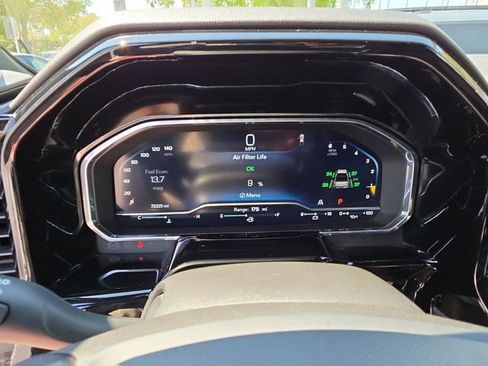 Used 2022 Chevrolet Silverado 1500 High Country image 20